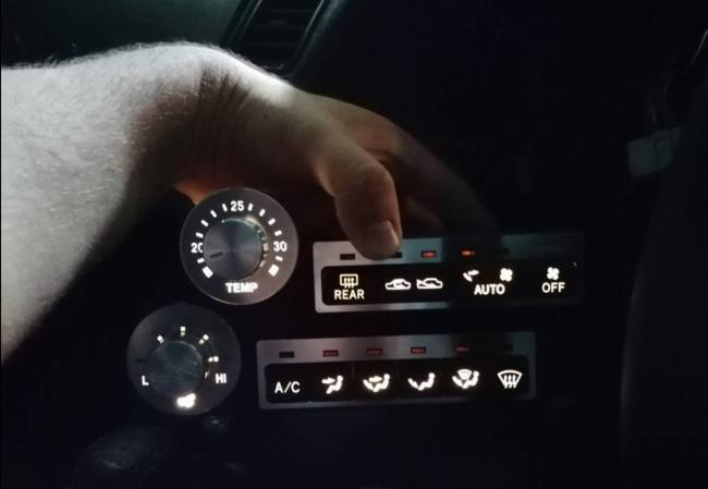 Klimabedienteil Beleuchtung wechseln